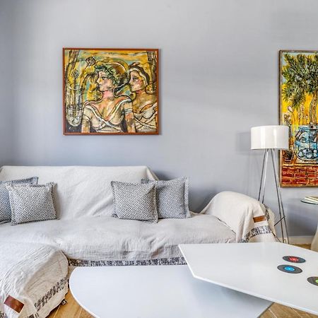 Spacious Flat With Courtyard And Private Parking! Athens Exterior photo
