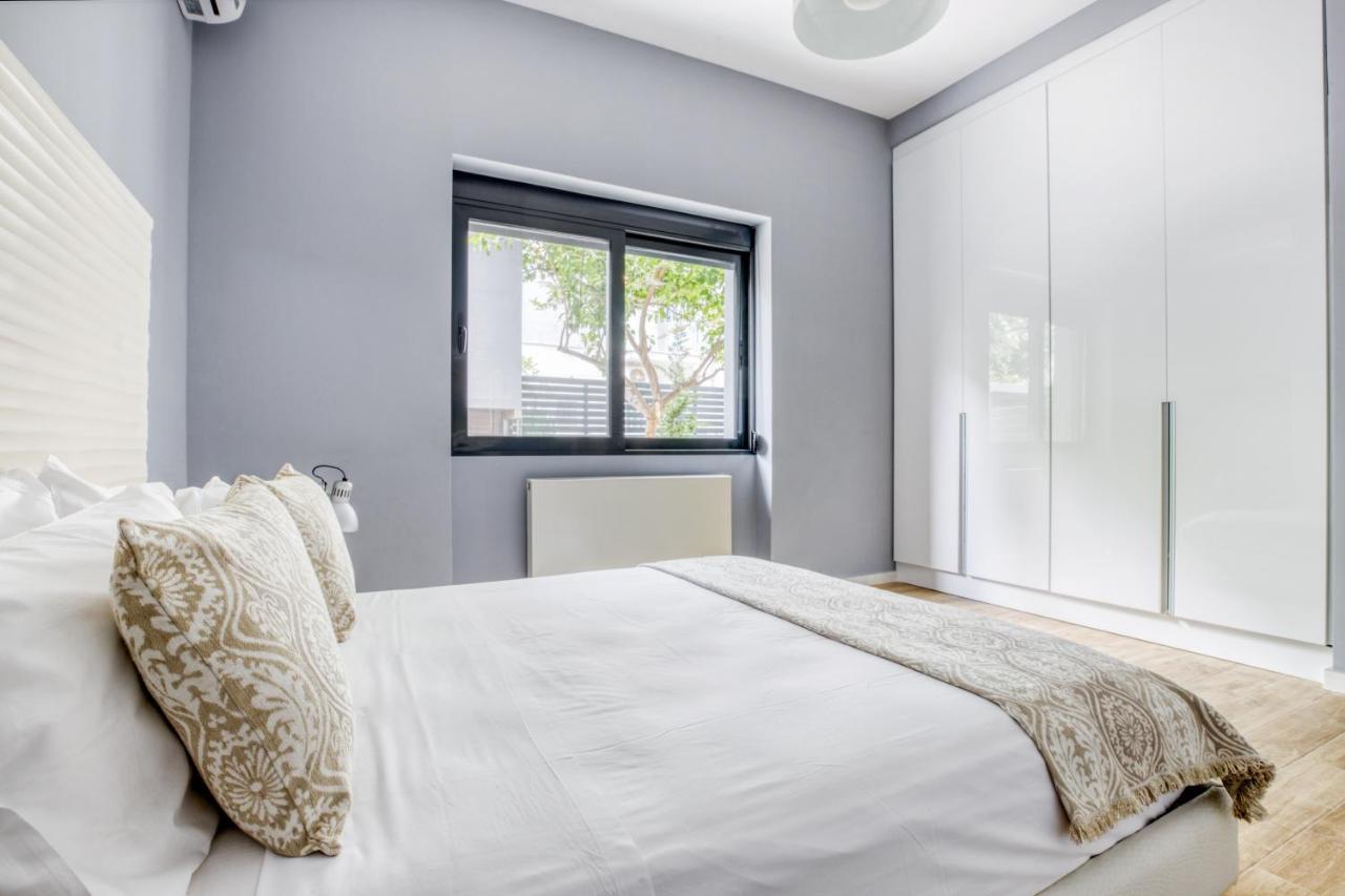 Spacious Flat With Courtyard And Private Parking! Athens Exterior photo